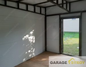 Хозблок из сэндвич-панелей на свайном фундаменте вид 10